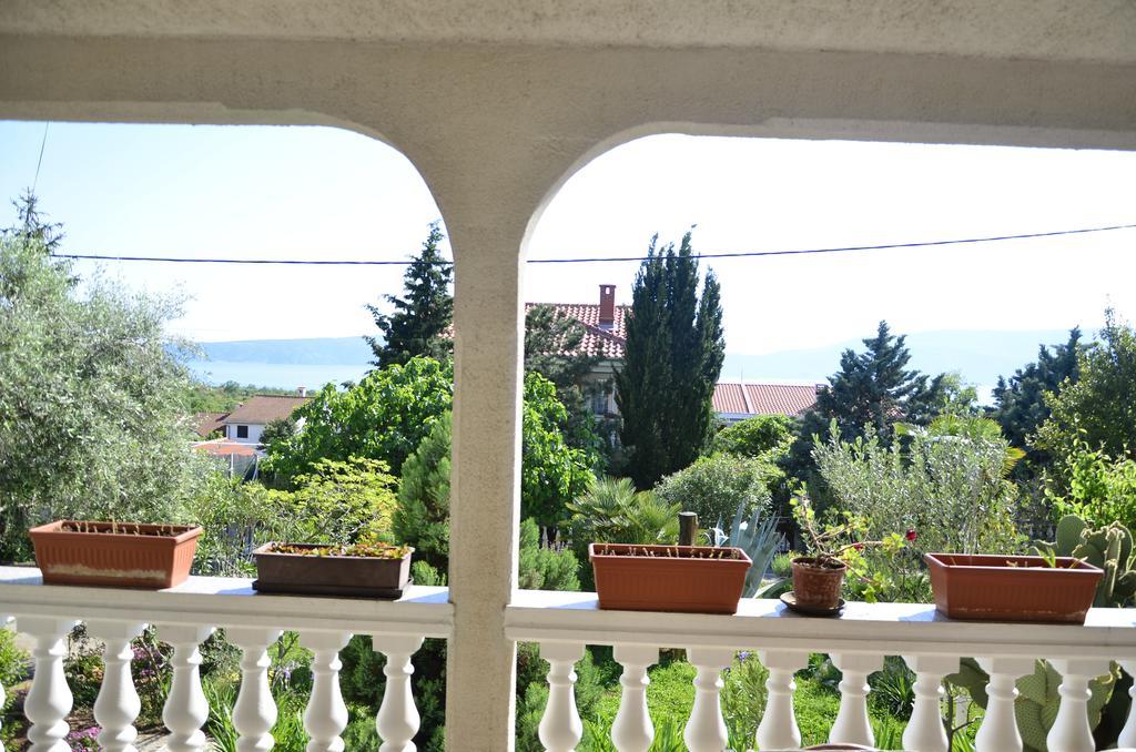 Apartment Anton Pinezići Exterior foto